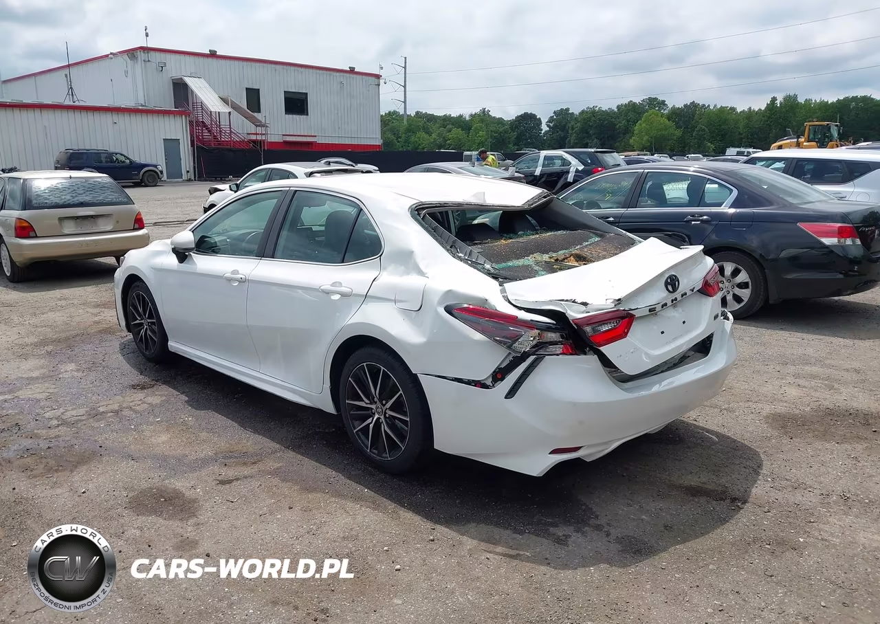 2021 Toyota Camry Se VIN:4T1G11AK8MU402649 - 3