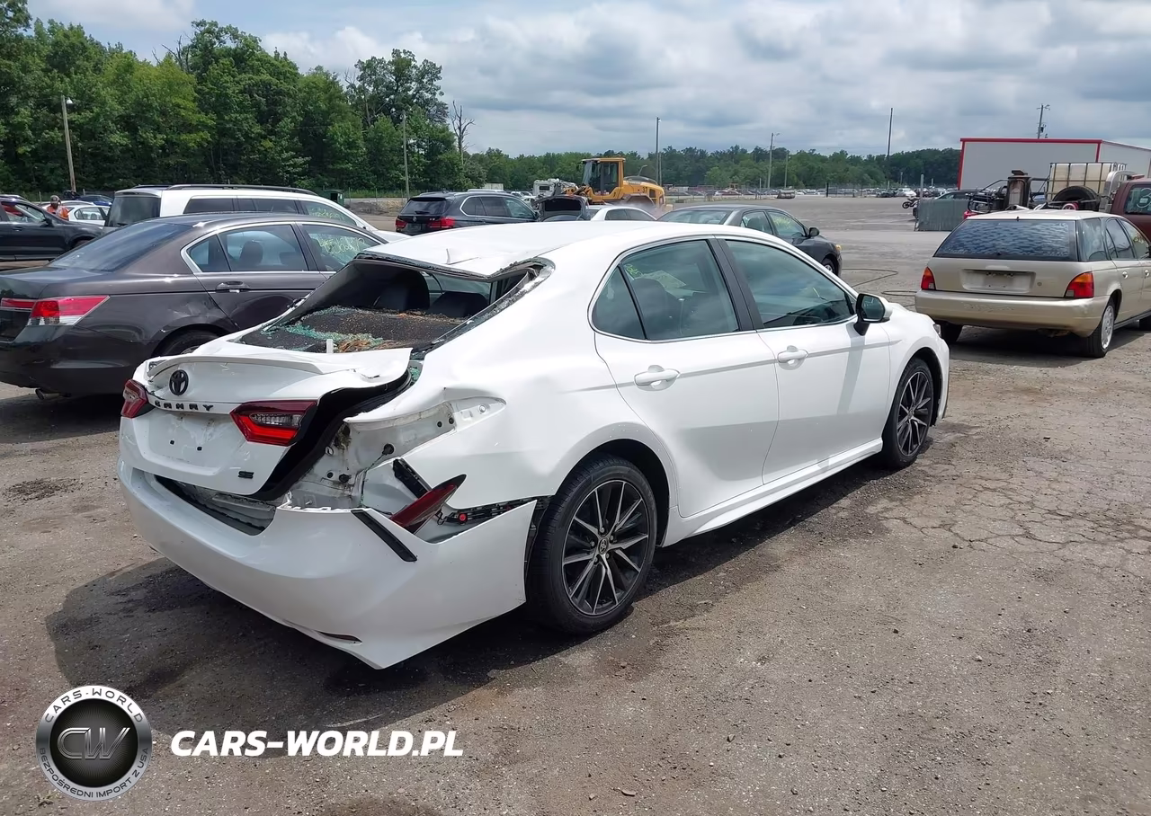 2021 Toyota Camry Se VIN:4T1G11AK8MU402649 - 4