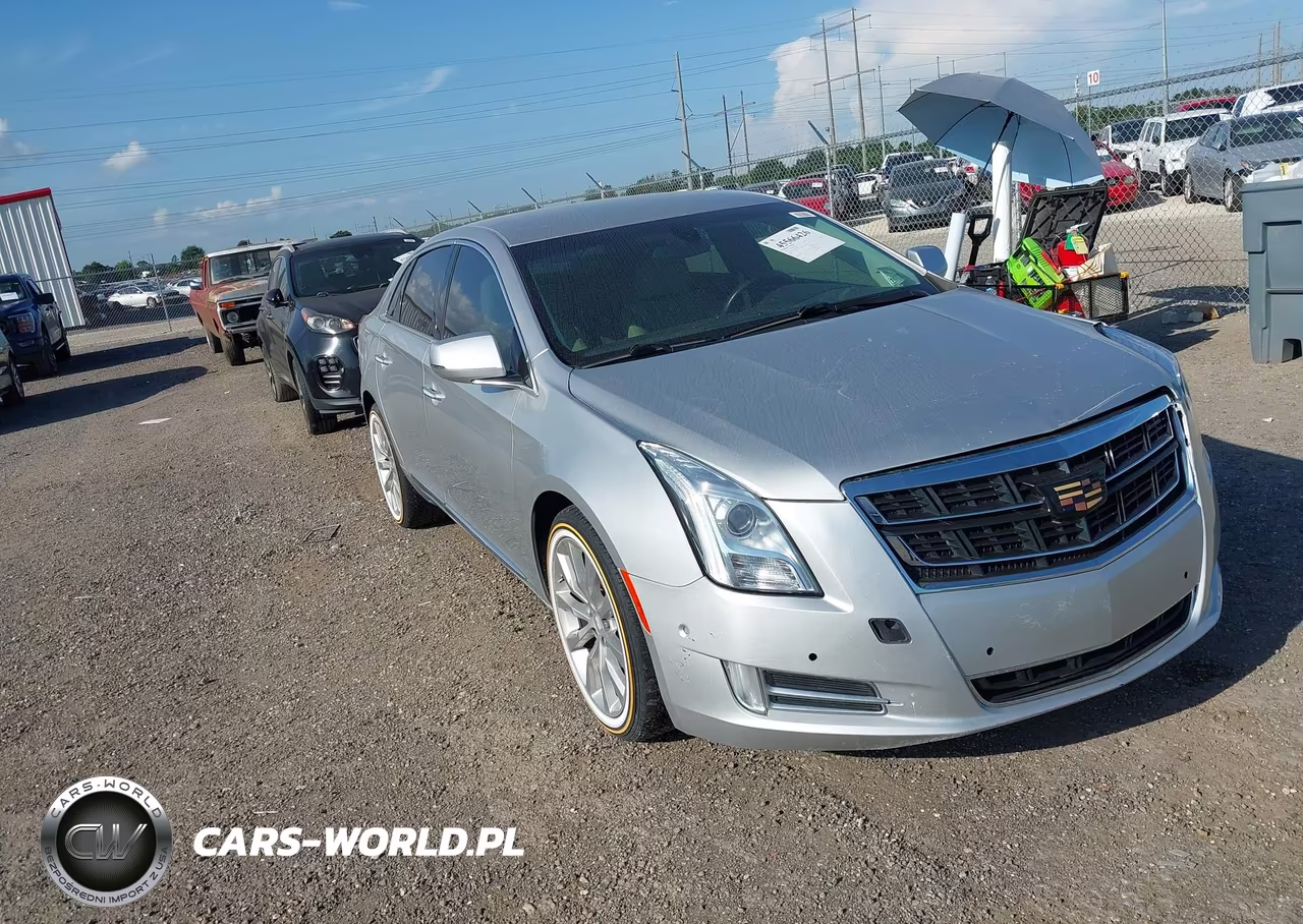 2017 Cadillac Xts Luxury – zdjęcie 1 z 16