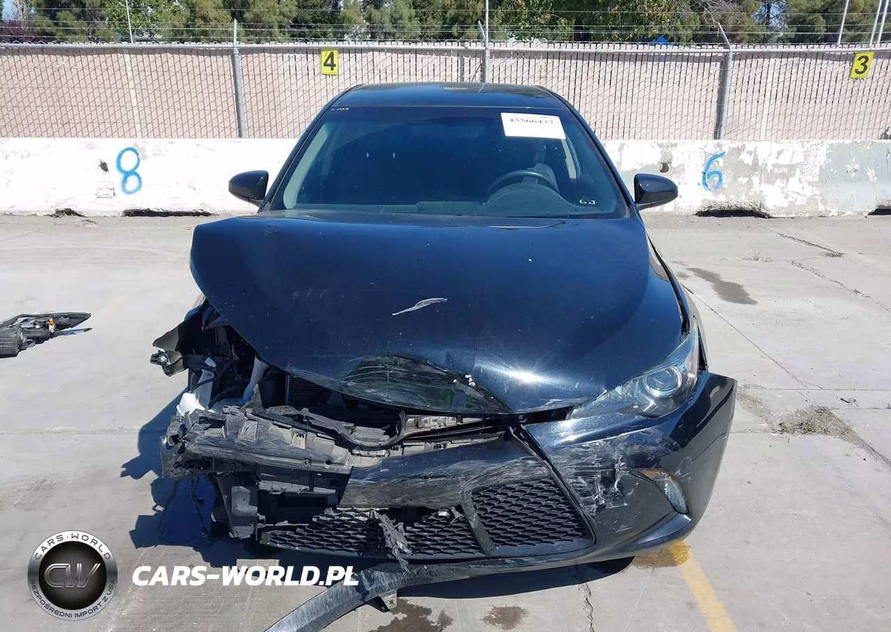 2015 Toyota Camry Se VIN:4T1BF1FK5FU886819 - 12