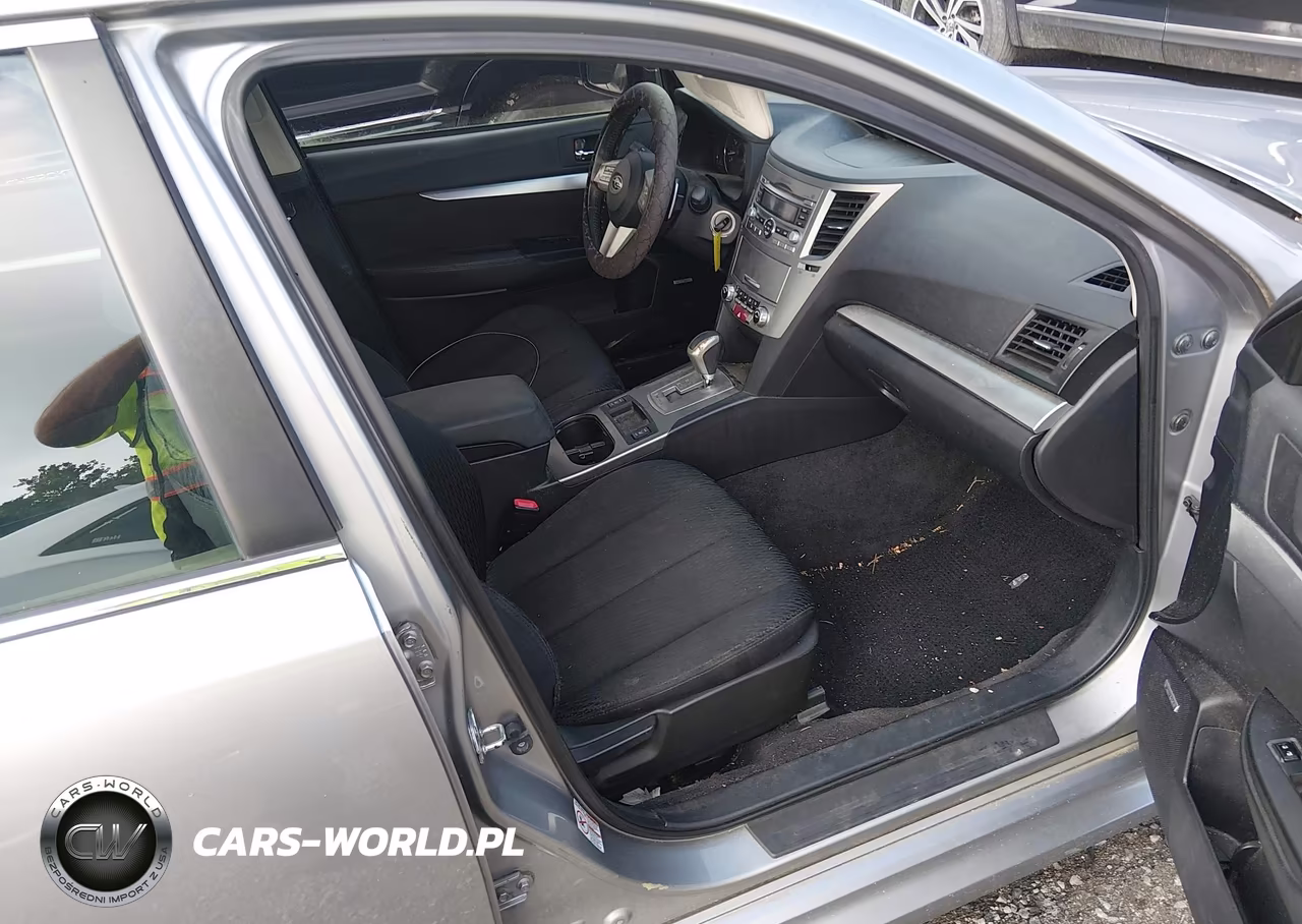 2010 Subaru Legacy 2.5I Premium VIN:4S3BMCH69A3211835 - 5