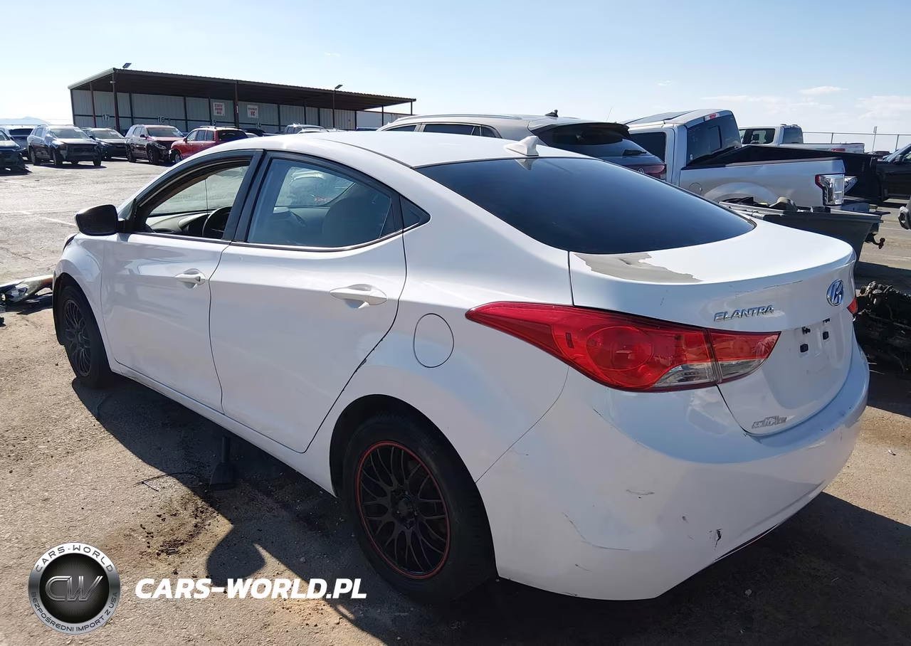 2013 Hyundai Elantra Gls VIN:5NPDH4AE4DH168518 - 3
