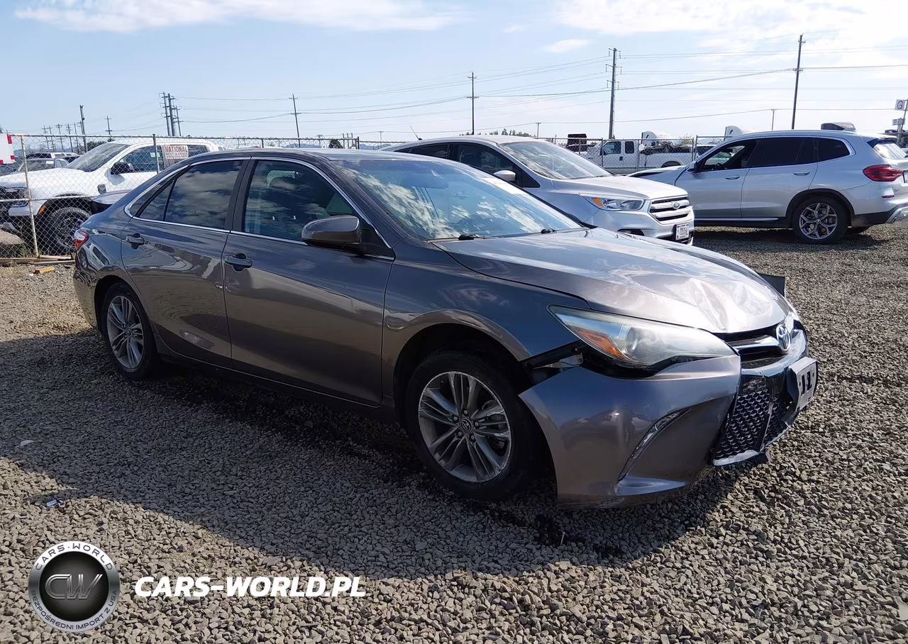 2016 Toyota Camry Se – zdjęcie 1 z 20