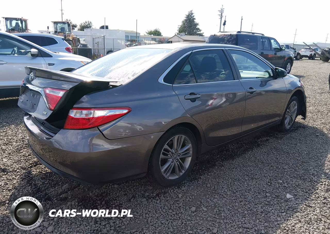 2016 Toyota Camry Se VIN:4T1BF1FK5GU138878 - 4