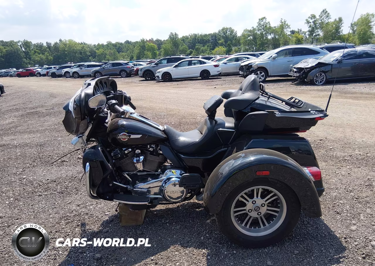 2022 Harley-Davidson Flhtcutg VIN:1HD1MAF17NB853178 - 14