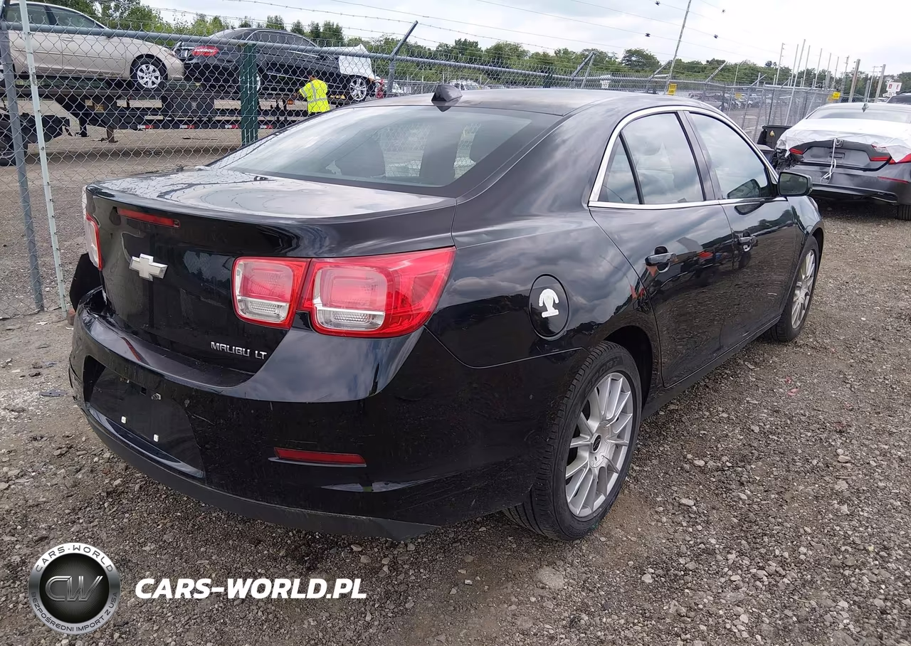 2013 Chevrolet Malibu 2Lt VIN:1G11E5SA4DU106242 - 4