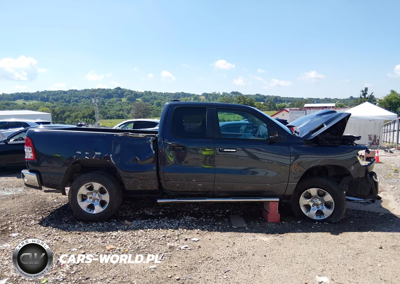 2020 Ram 1500 Big Horn 4X4 6'4 Box VIN:1C6SRFBT2LN162798 - 13