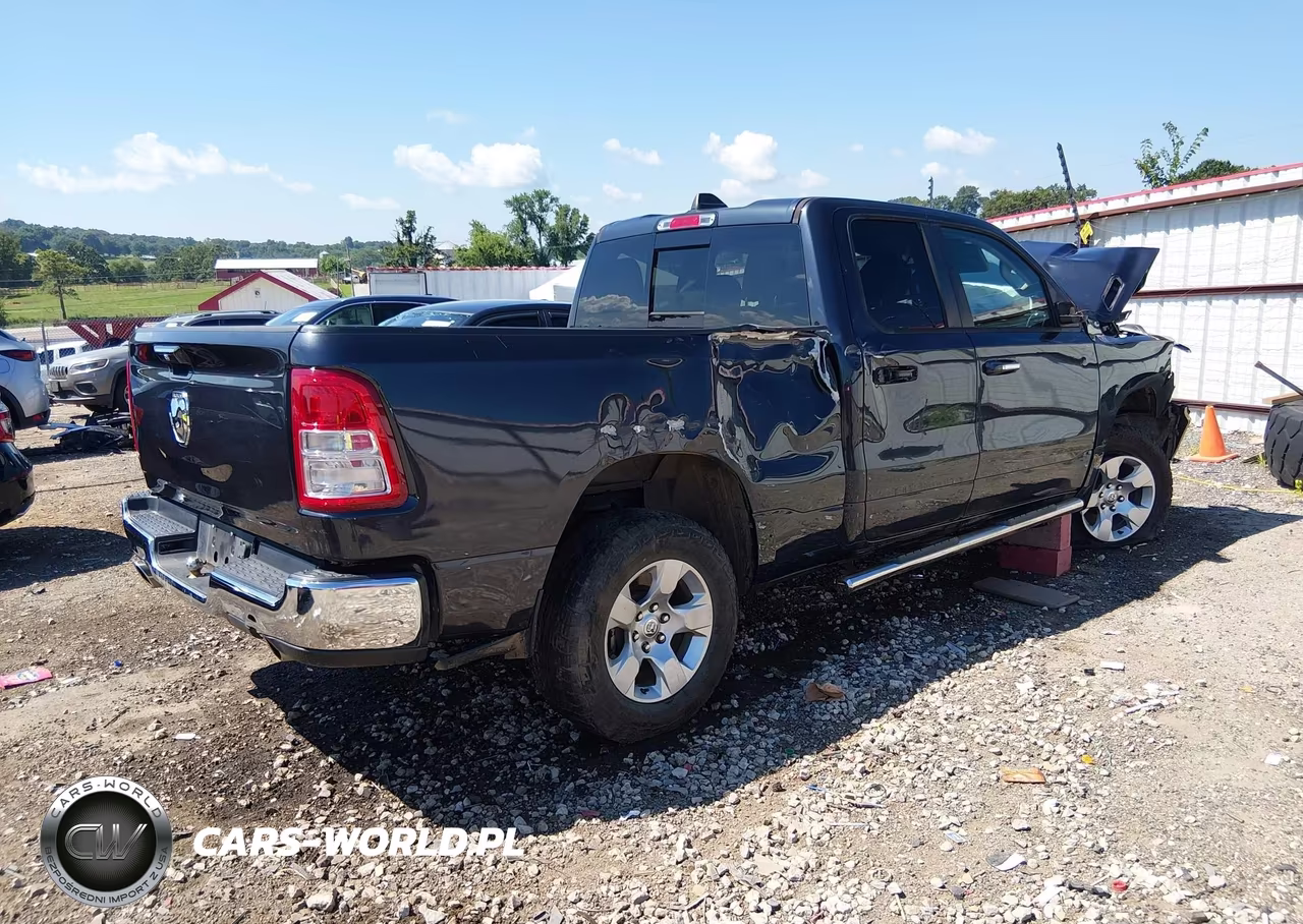 2020 Ram 1500 Big Horn 4X4 6'4 Box VIN:1C6SRFBT2LN162798 - 4