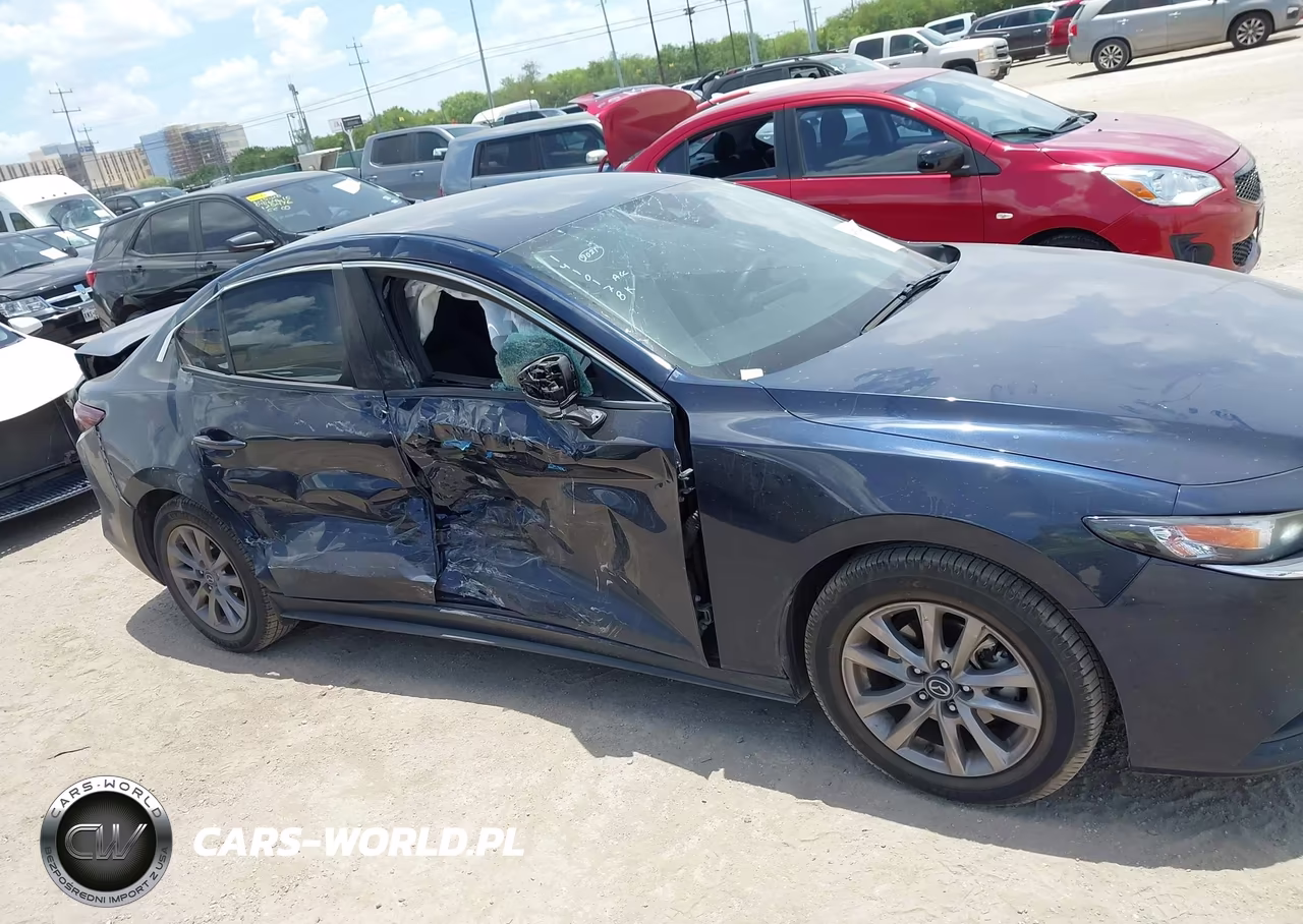 2021 Mazda Mazda3 2.5 S VIN:JM1BPAALXM1320087 - 13