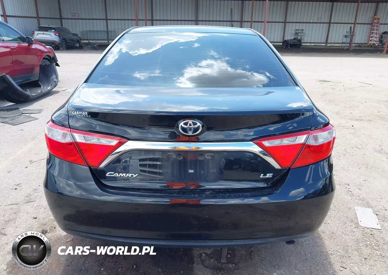 2016 Toyota Camry Le VIN:4T4BF1FK0GR584426 - 16