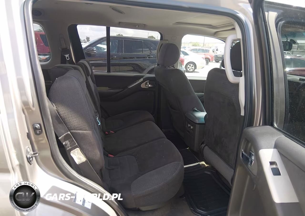 2006 Nissan Pathfinder Se VIN:5N1AR18U66C642300 - 8