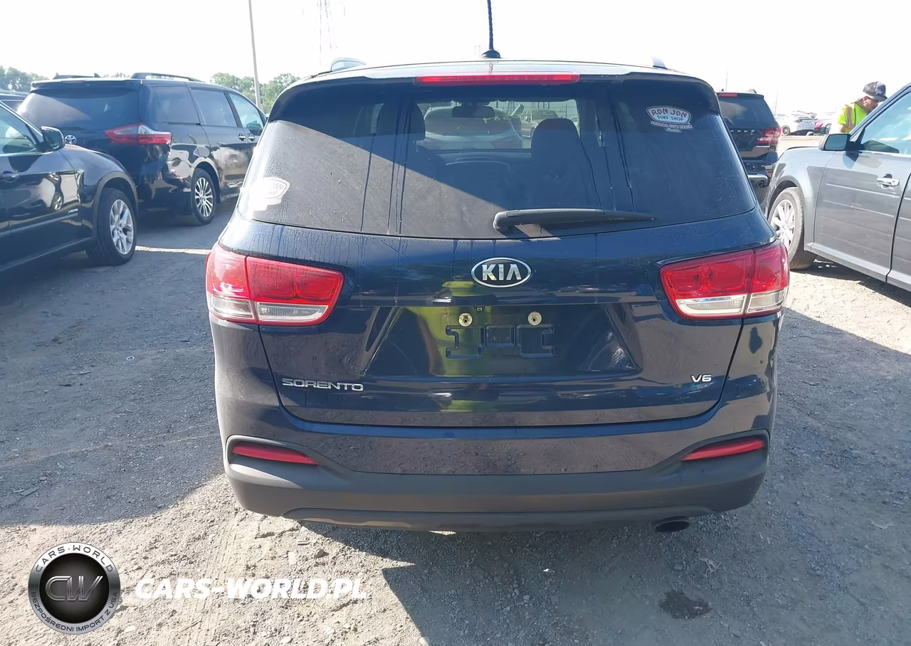 2018 Kia Sorento 3.3L Lx VIN:5XYPG4A55JG372716 - 16
