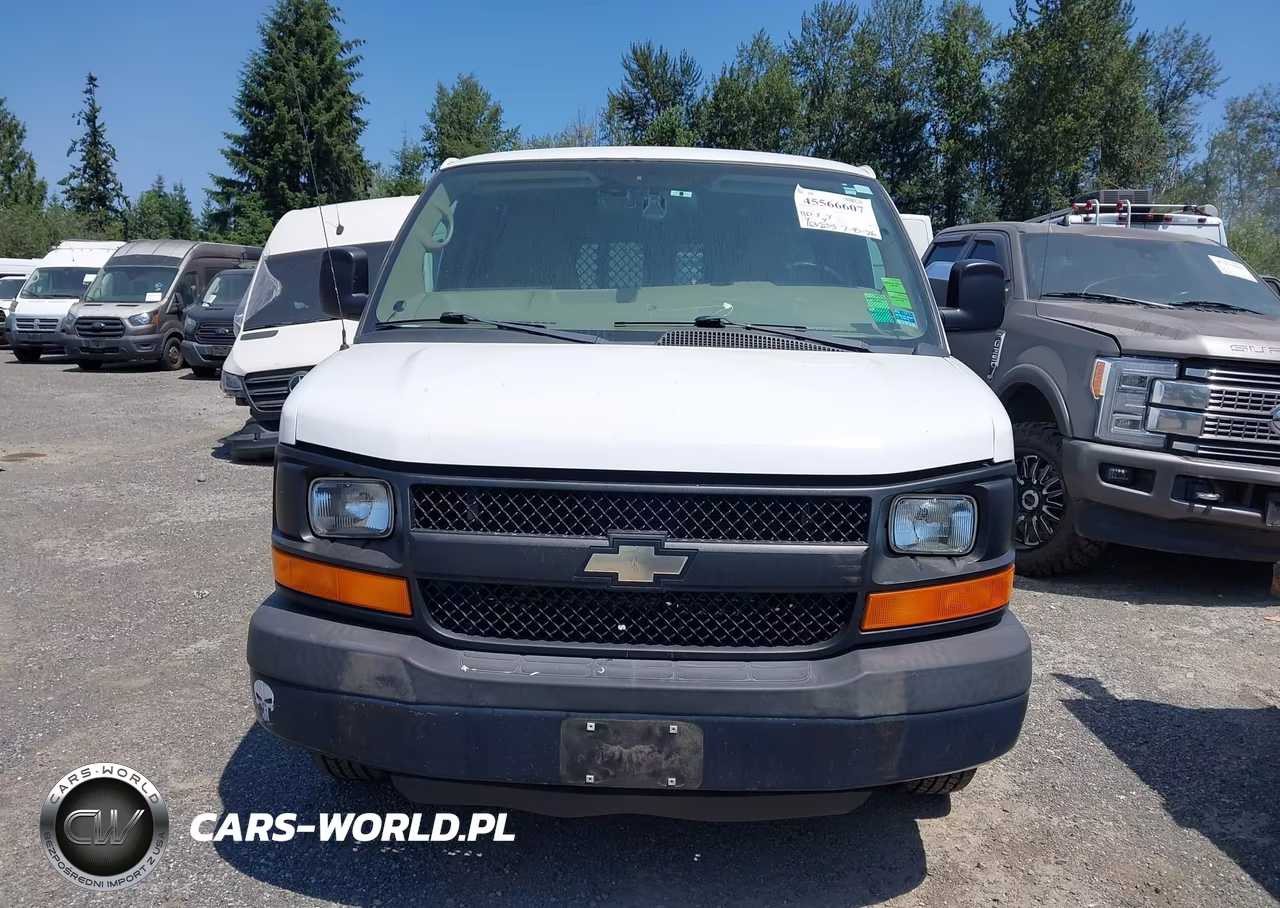 2015 Chevrolet Express 2500 Work Van VIN:1GCWGFCF7F1185479 - 12