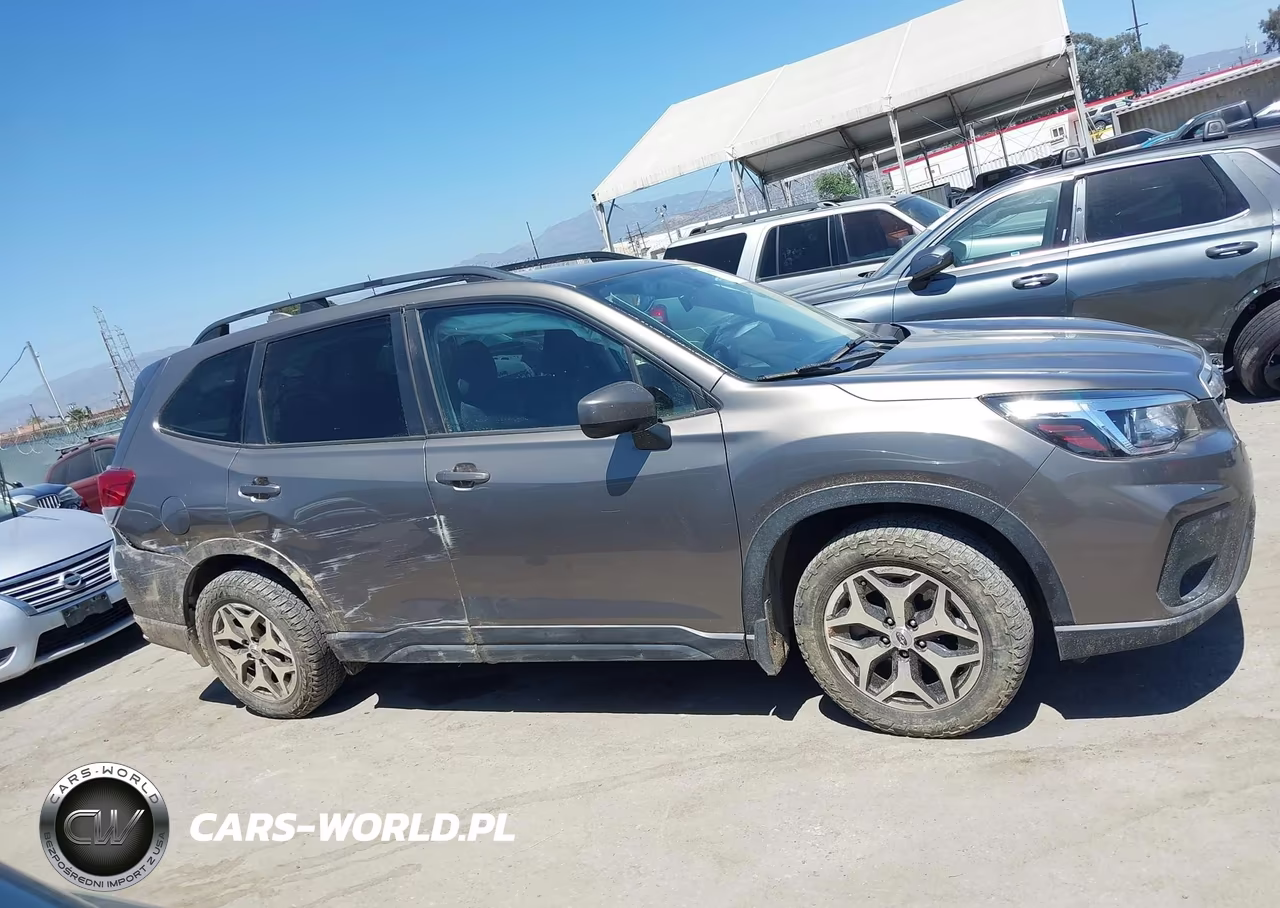 2020 Subaru Forester Premium VIN:JF2SKAJC2LH538093 - 13