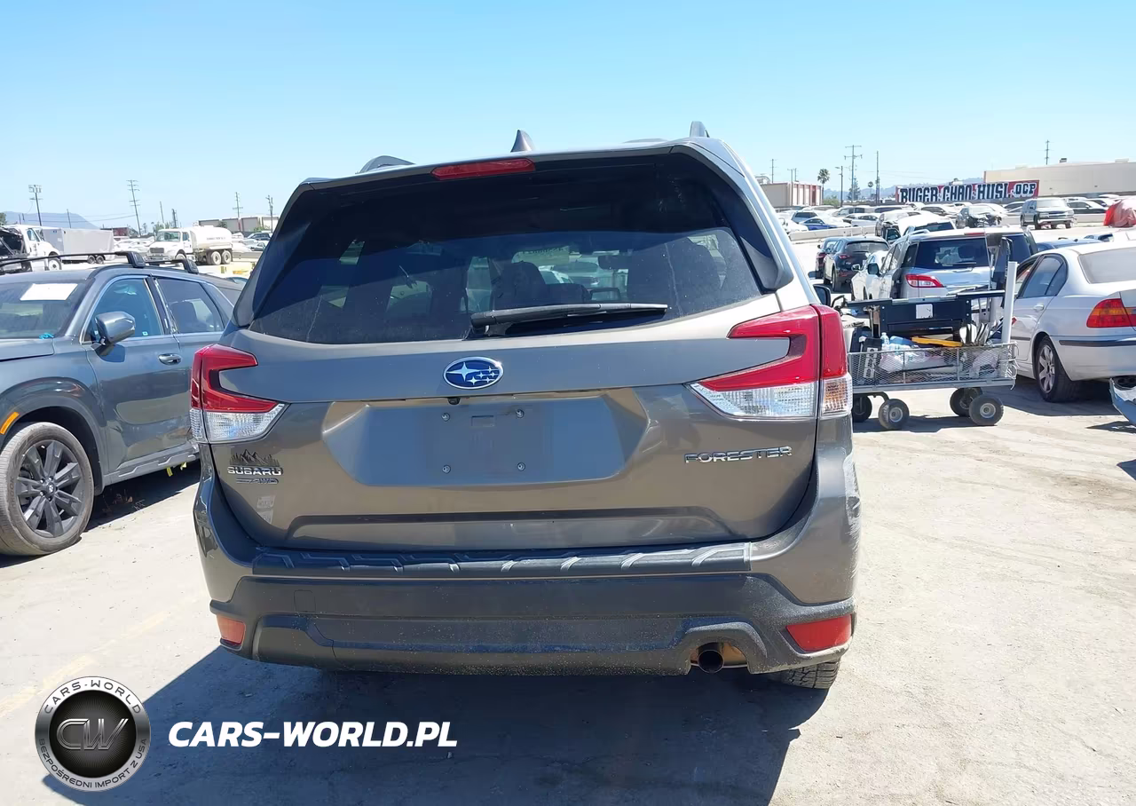 2020 Subaru Forester Premium VIN:JF2SKAJC2LH538093 - 16