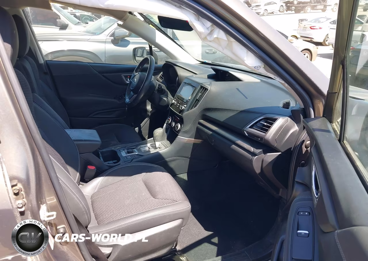 2020 Subaru Forester Premium VIN:JF2SKAJC2LH538093 - 5