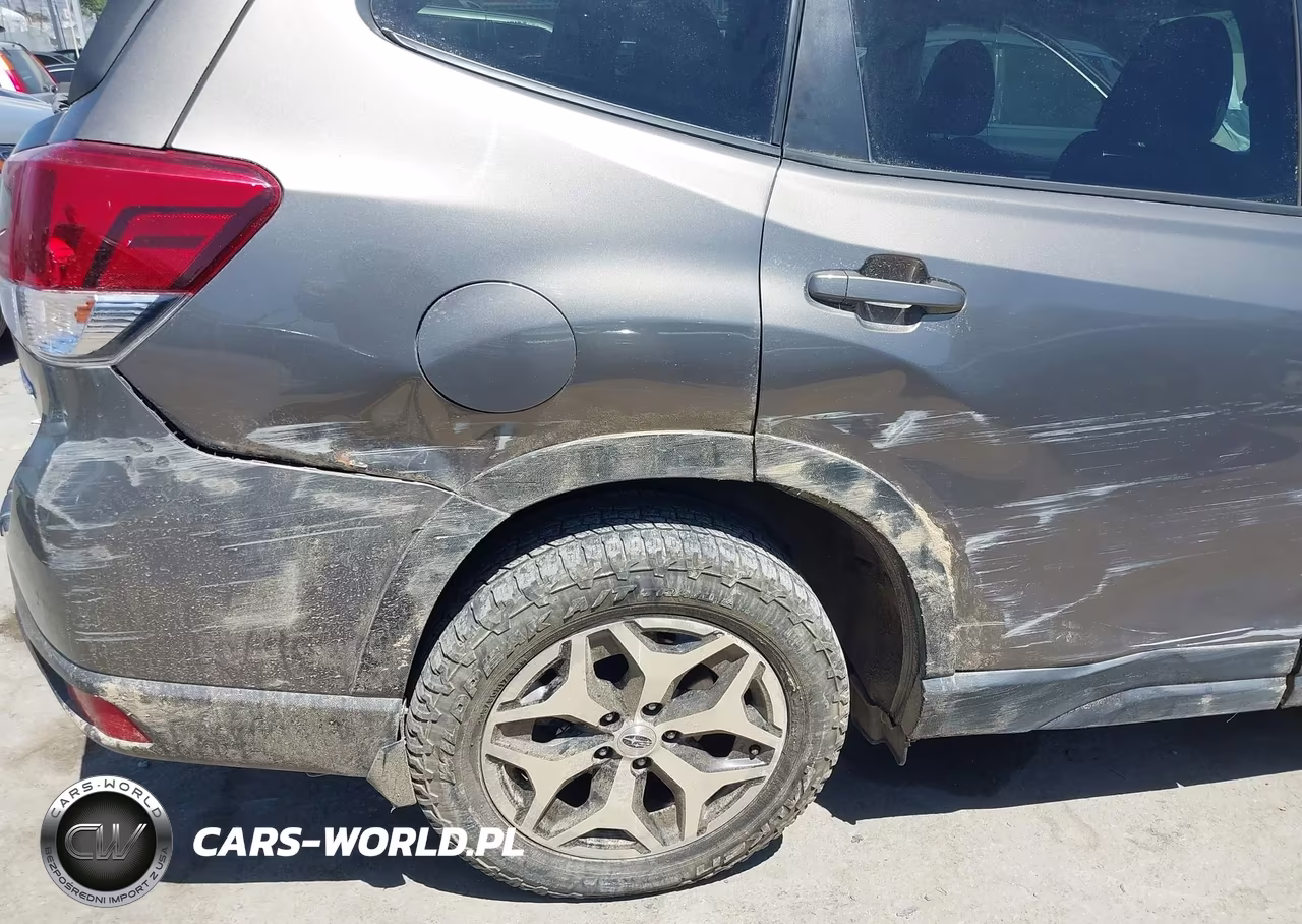 2020 Subaru Forester Premium VIN:JF2SKAJC2LH538093 - 6