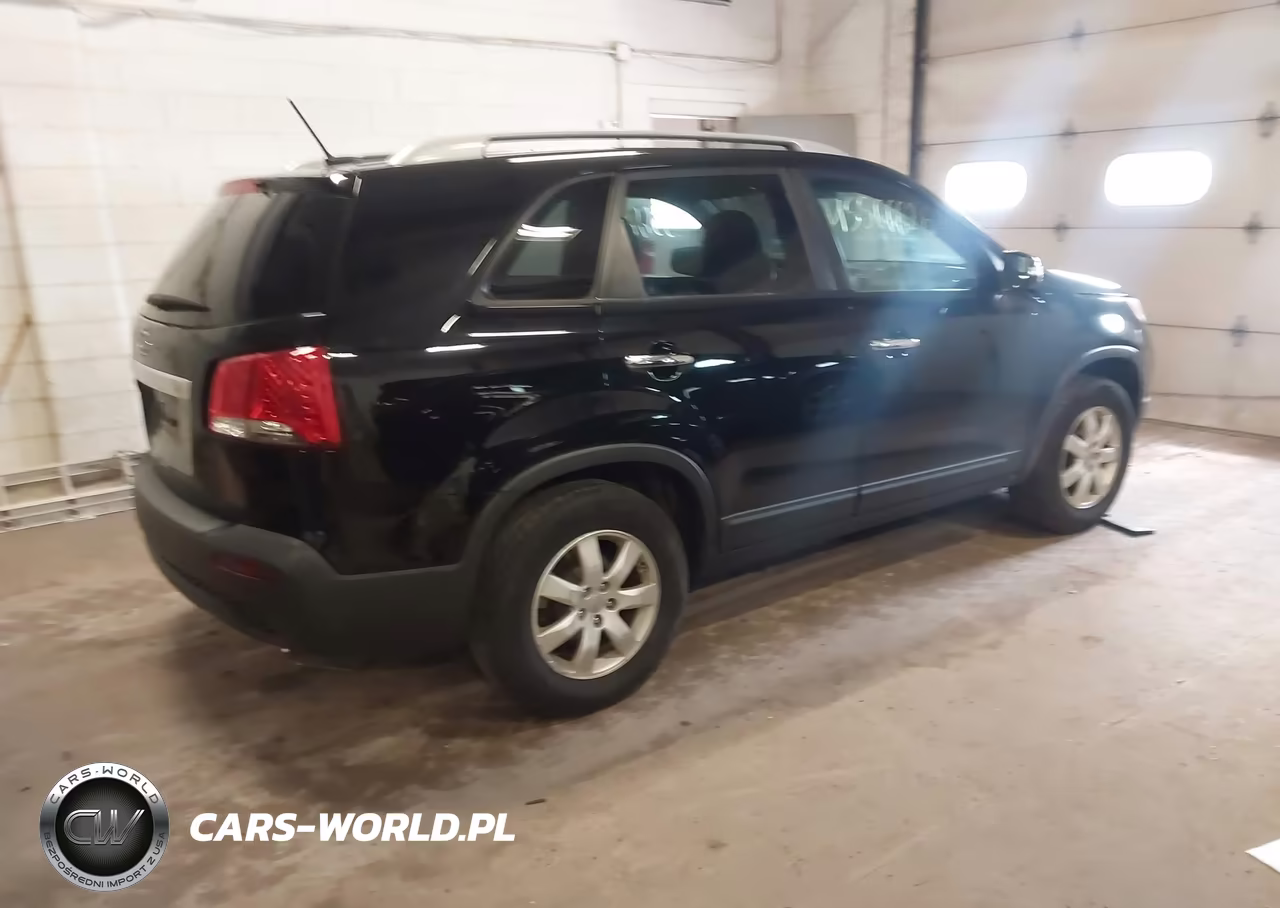 2012 Kia Sorento Lx VIN:5XYKT3A63CG254109 - 4
