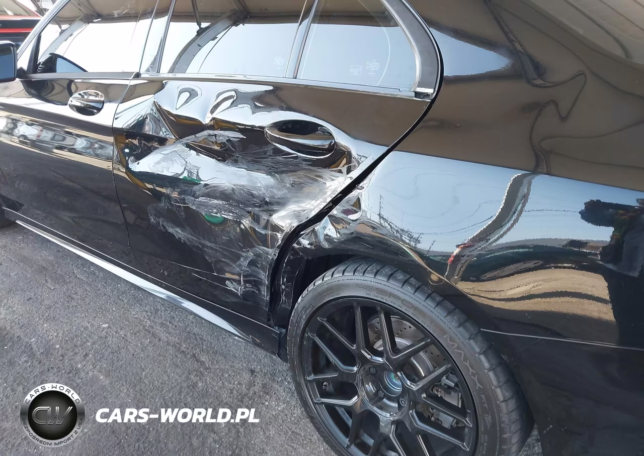 2018 Mercedes-Benz C 300 VIN:55SWF4JB4JU256157 - 6