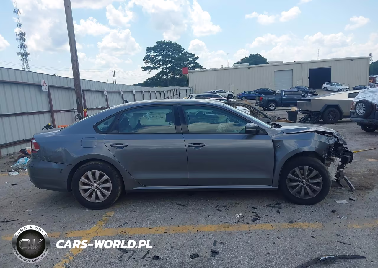 2015 Volkswagen Passat 1.8T Limited Edition-1.8T S-1.8T Wolfsburg Edition VIN:1VWAS7A33FC008565 - 13