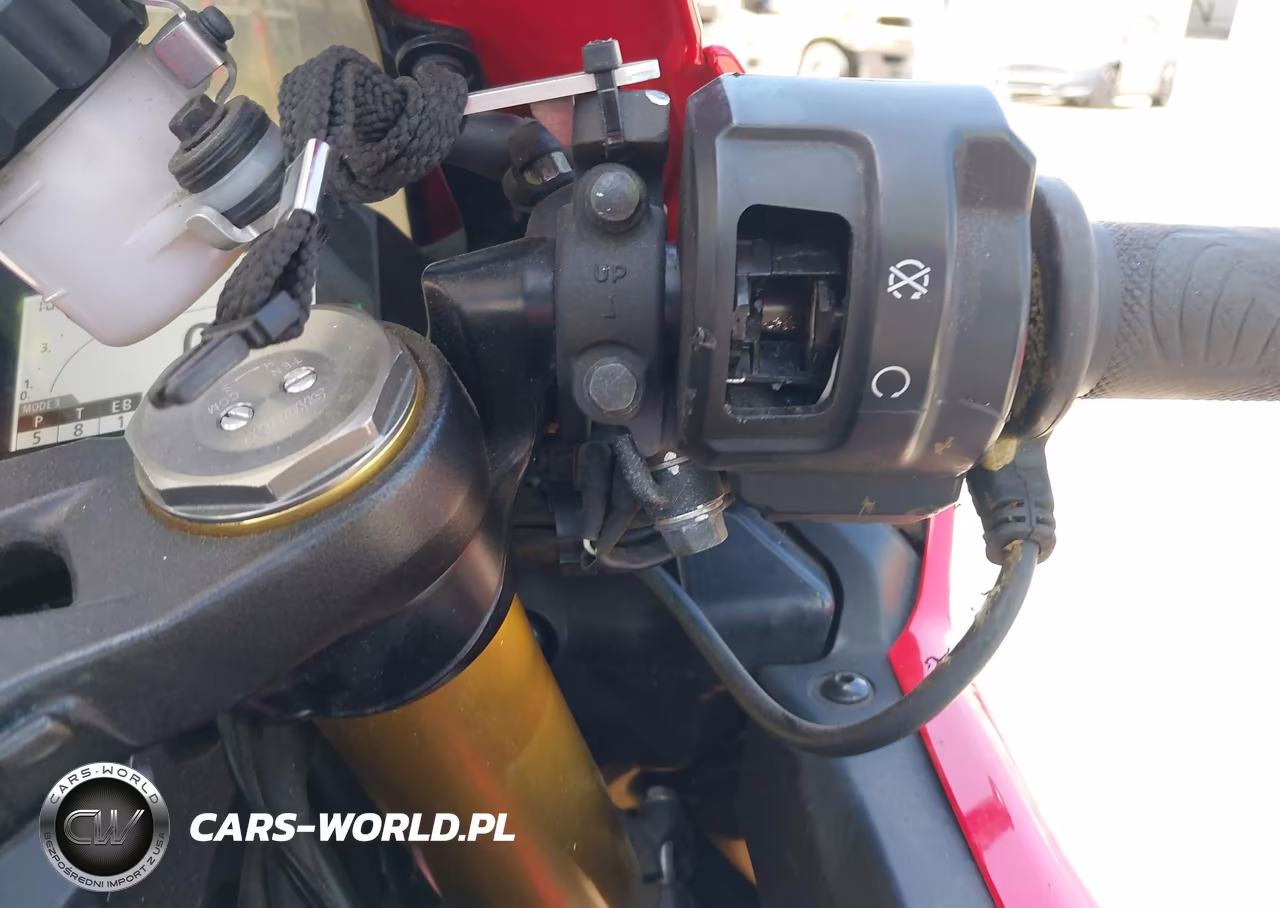 2017 Honda Cbr1000 Rr VIN:JH2SC7714HK000095 - 17