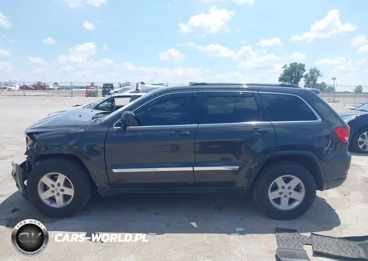 2011 Jeep Grand Cherokee Laredo VIN:1J4RR4GG4BC723448 - 14