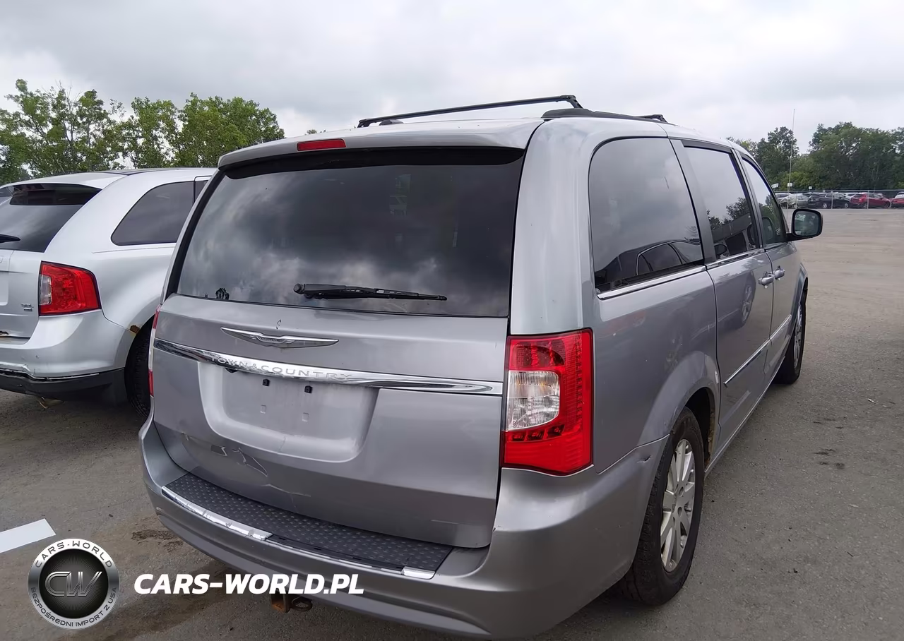 2013 Chrysler Town & Country Touring VIN:2C4RC1BG4DR801945 - 4