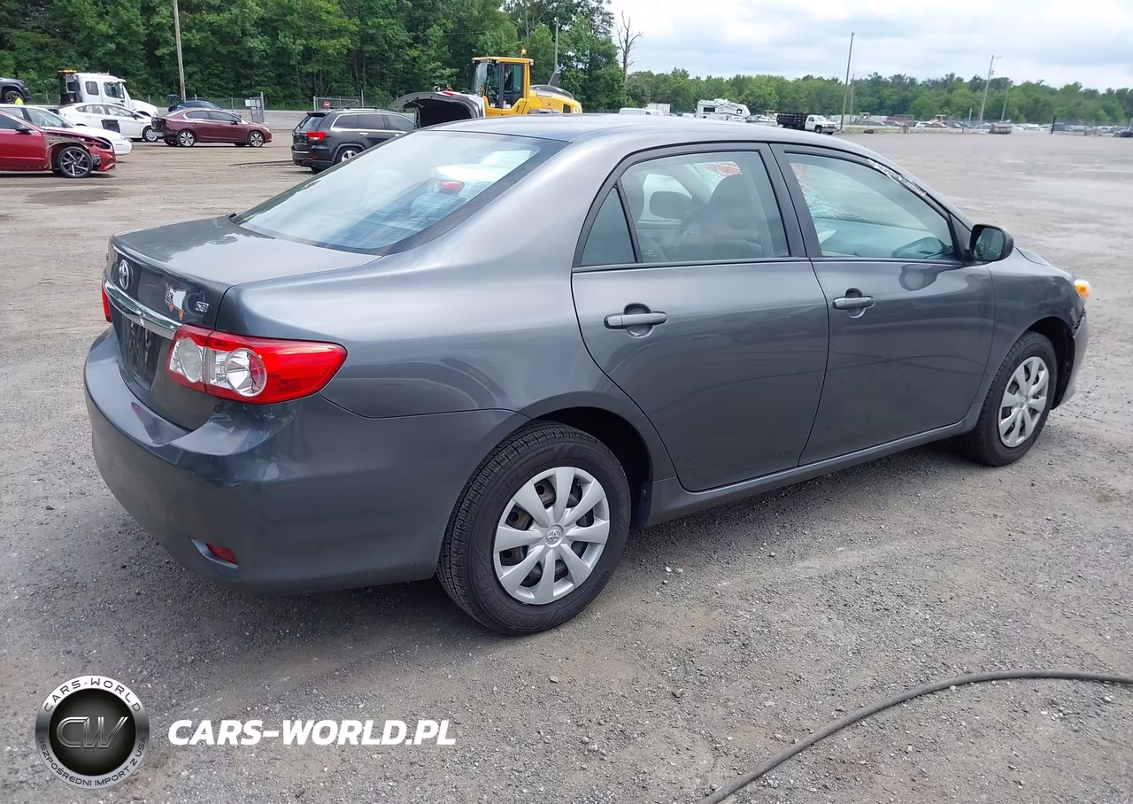 2011 Toyota Corolla Le VIN:2T1BU4EE4BC709449 - 4