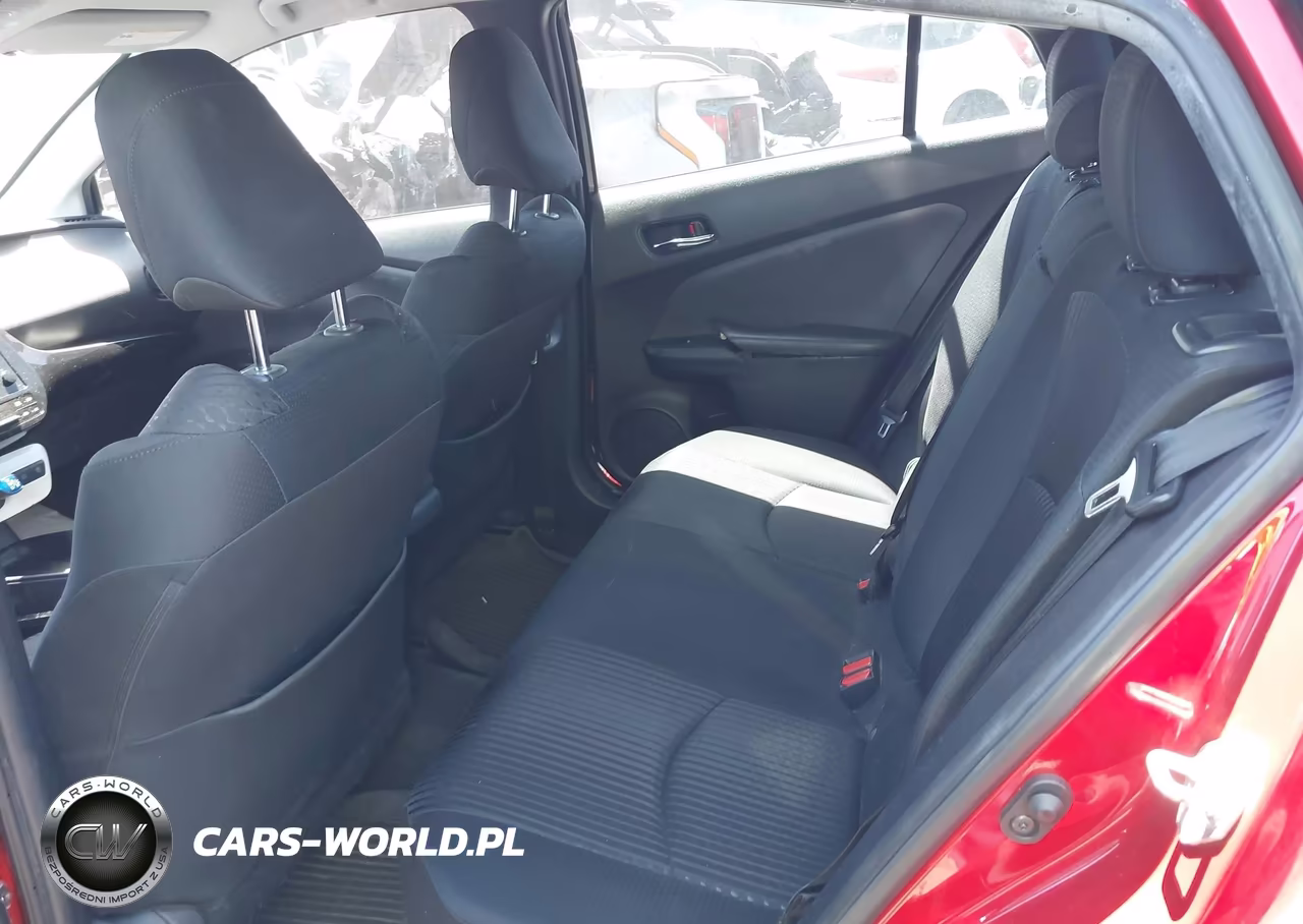 2018 Toyota Prius Two VIN:JTDKBRFU9J3593374 - 8
