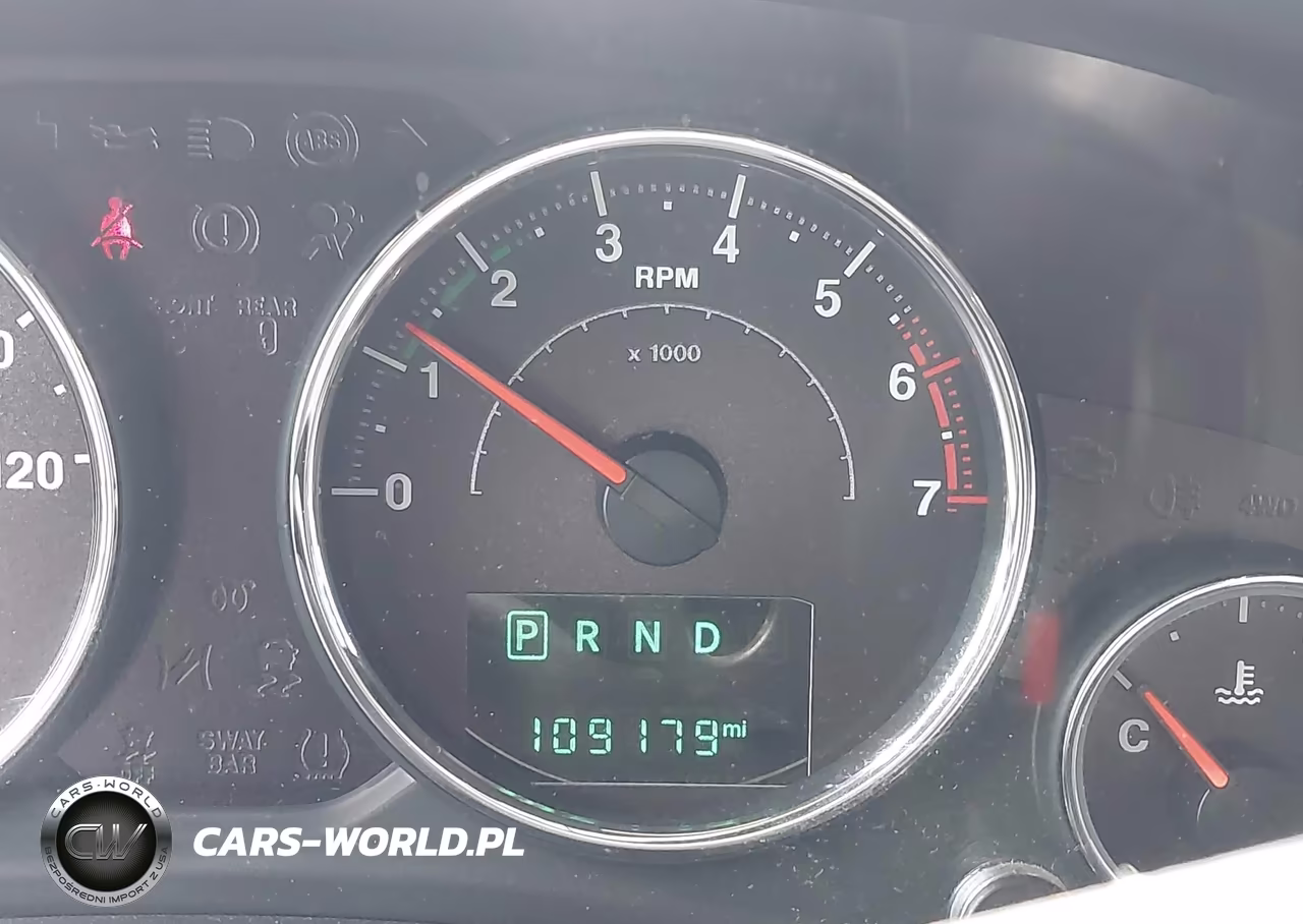 2018 Jeep Wrangler Jk Unlimited Sahara VIN:1C4BJWEG4JL833959 - 16