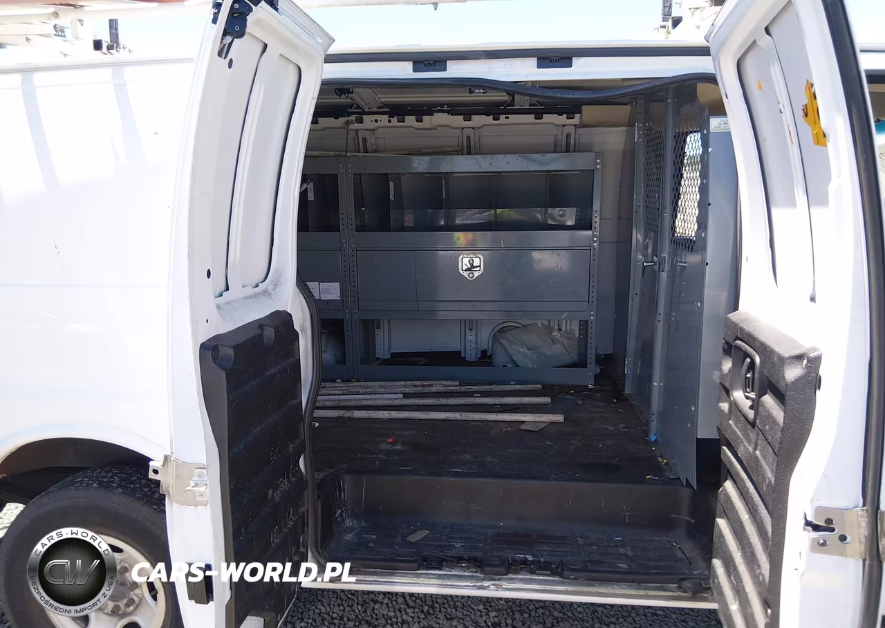 2017 Chevrolet Express 2500 Work Van VIN:1GCWGAFF4H1100213 - 8