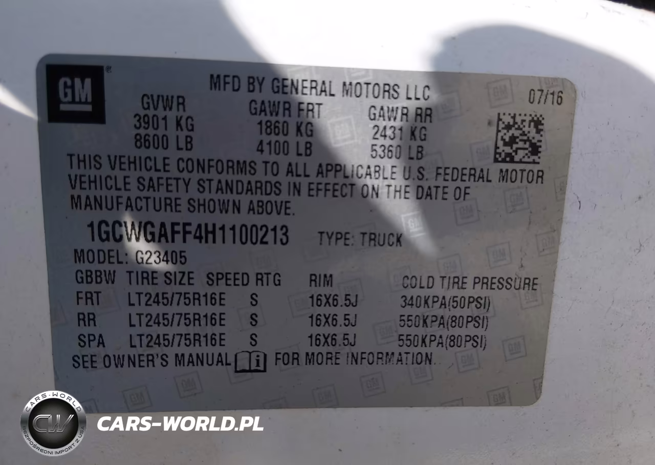 2017 Chevrolet Express 2500 Work Van VIN:1GCWGAFF4H1100213 - 9