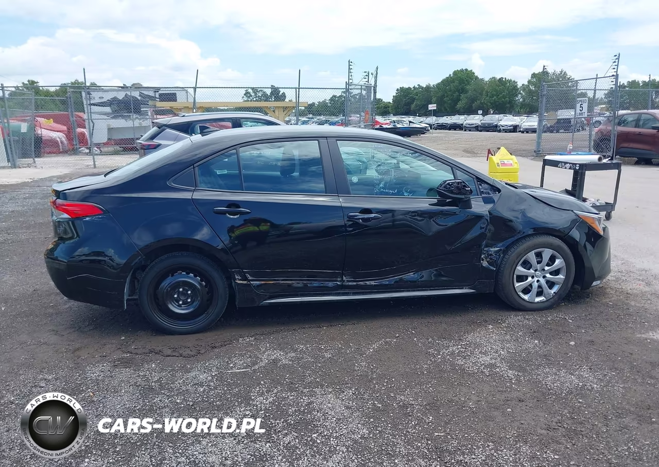 2026 Toyota Corolla Le VIN:5YFB4MDEXTP414973 - 13