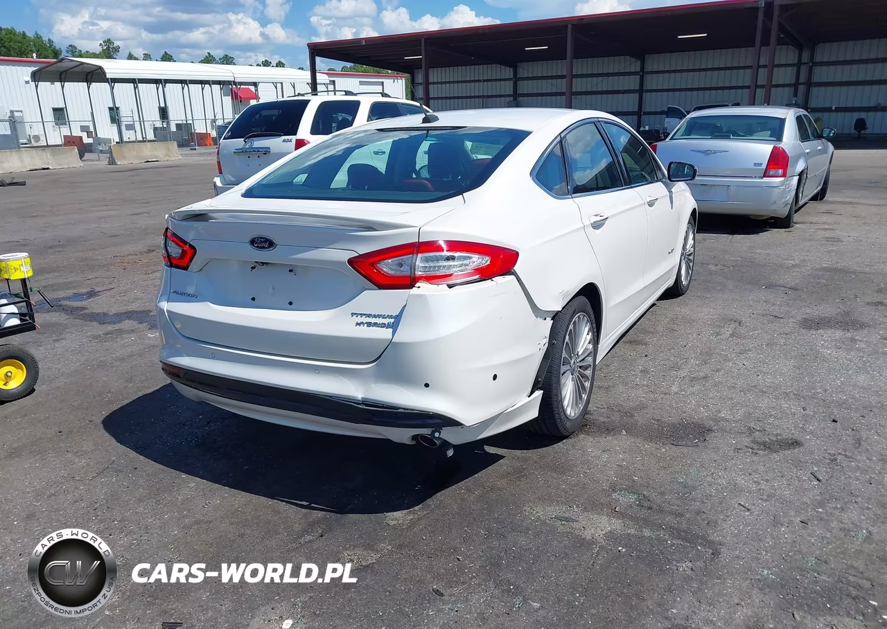 2014 Ford Fusion Hybrid Titanium VIN:3FA6P0RUXER274525 - 4