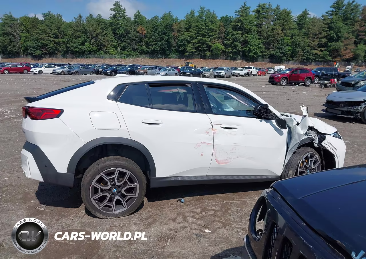 2025 BMW X2 xDrive28I VIN:WBX63GM04S5373698 - 13
