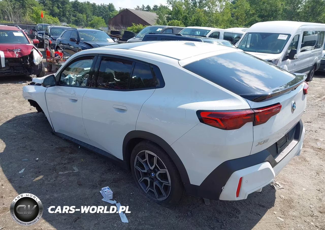 2025 BMW X2 xDrive28I VIN:WBX63GM04S5373698 - 3