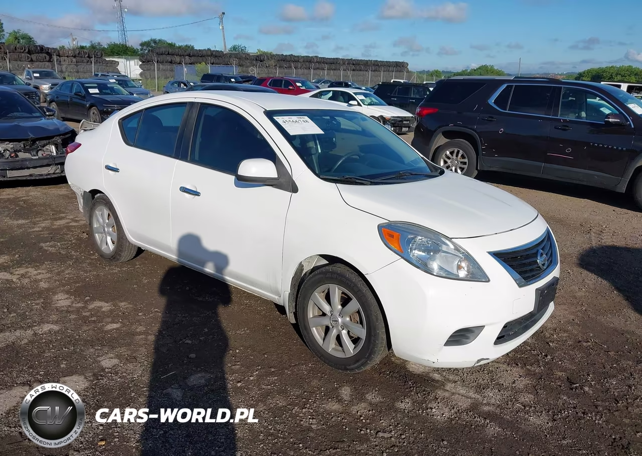 2014 Nissan Versa 1.6 Sv