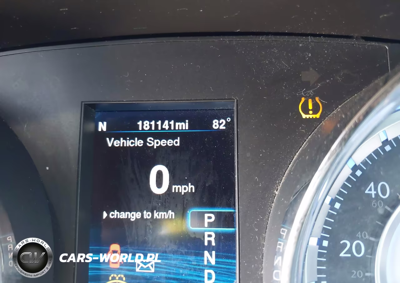 2014 Chrysler 300 VIN:2C3CCAGG6EH384483 - 15