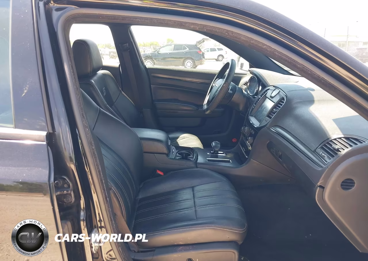 2014 Chrysler 300 VIN:2C3CCAGG6EH384483 - 5