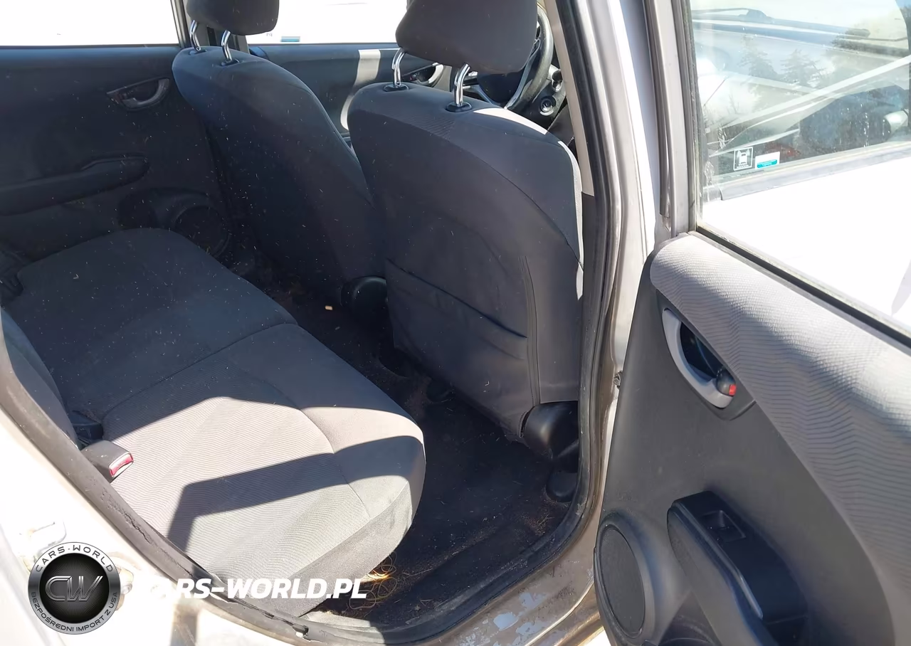 2013 Honda Fit VIN:JHMGE8H38DC023087 - 8