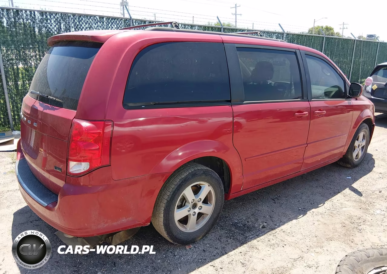 2013 Dodge Grand Caravan Sxt VIN:2C4RDGCG3DR626330 - 4