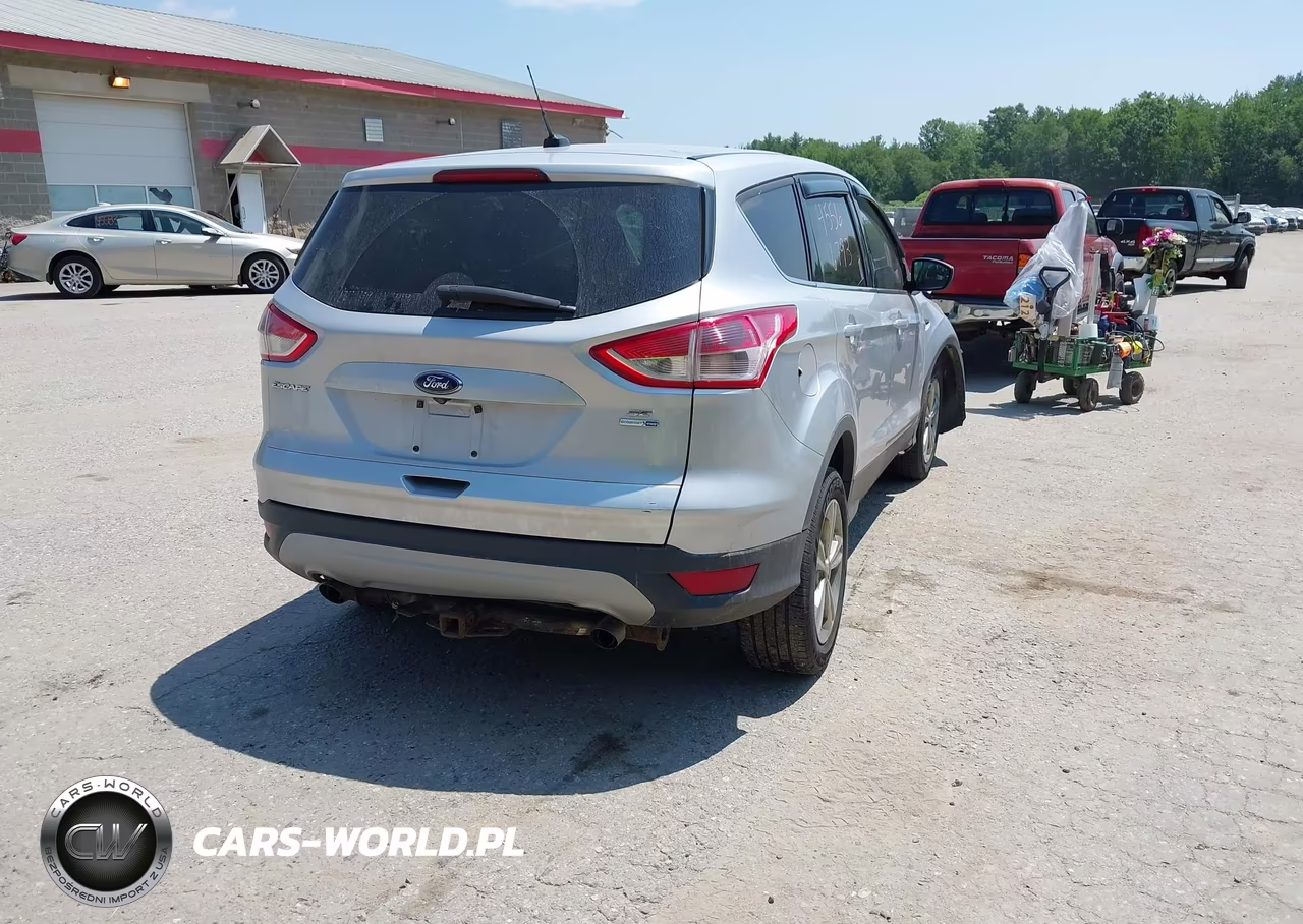 2015 Ford Escape Se VIN:1FMCU9G93FUC39114 - 4