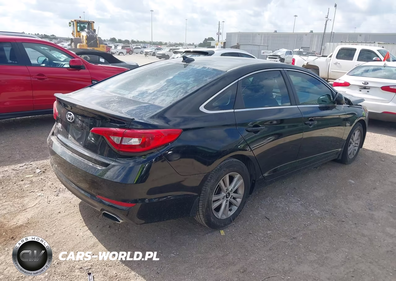2015 Hyundai Sonata Se VIN:5NPE24AF0FH240381 - 4