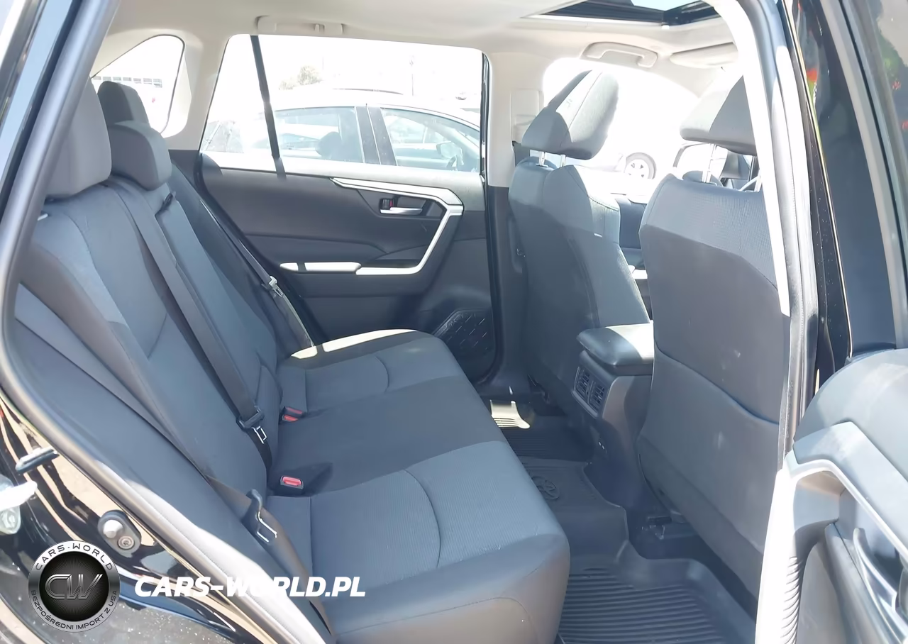 2025 Toyota Rav4 Xle VIN:2T3W1RFV1SW399532 - 8