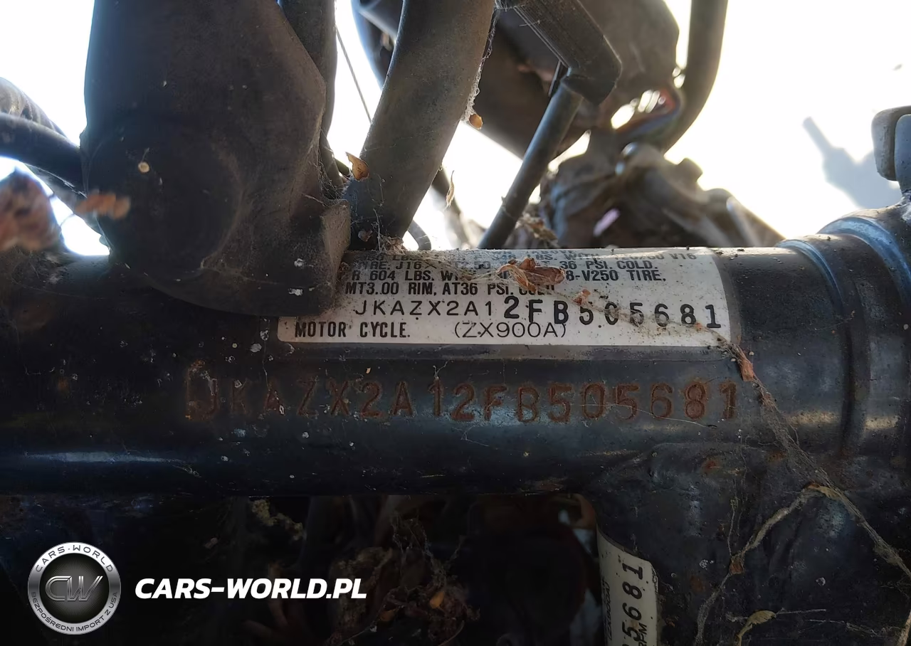 1985 Kawasaki Zx900 VIN:JKAZX2A12FB505681 - 10