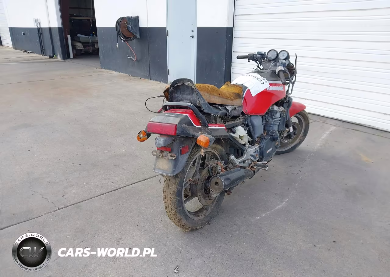 1985 Kawasaki Zx900 VIN:JKAZX2A12FB505681 - 4