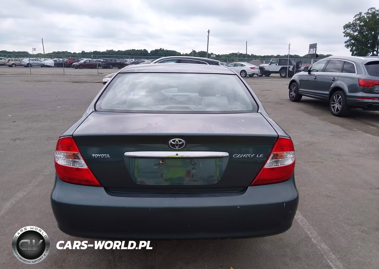 2002 Toyota Camry Le VIN:4T1BE32K82U615459 - 16