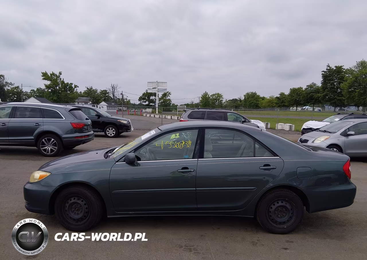 2002 Toyota Camry Le VIN:4T1BE32K82U615459 - 6
