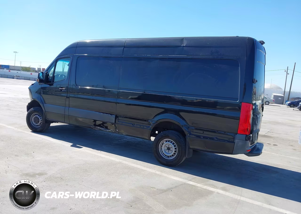 2022 Mercedes-Benz Sprinter 2500 High Roof V6 VIN:W1Y4ECVY2NT097870 - 3
