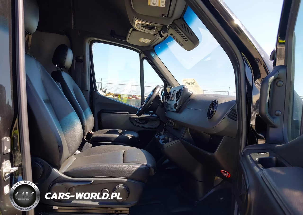 2022 Mercedes-Benz Sprinter 2500 High Roof V6 VIN:W1Y4ECVY2NT097870 - 5